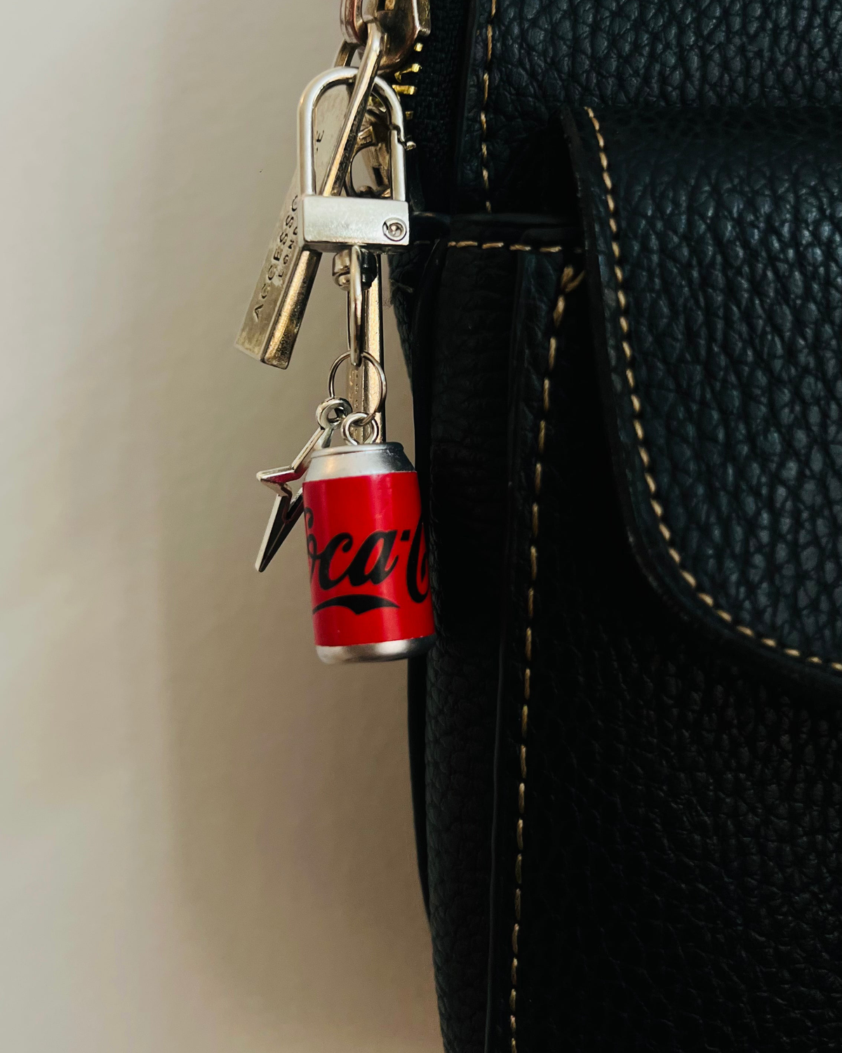 Red Coca-Cola Star Bling D-Hook Bag Charm
