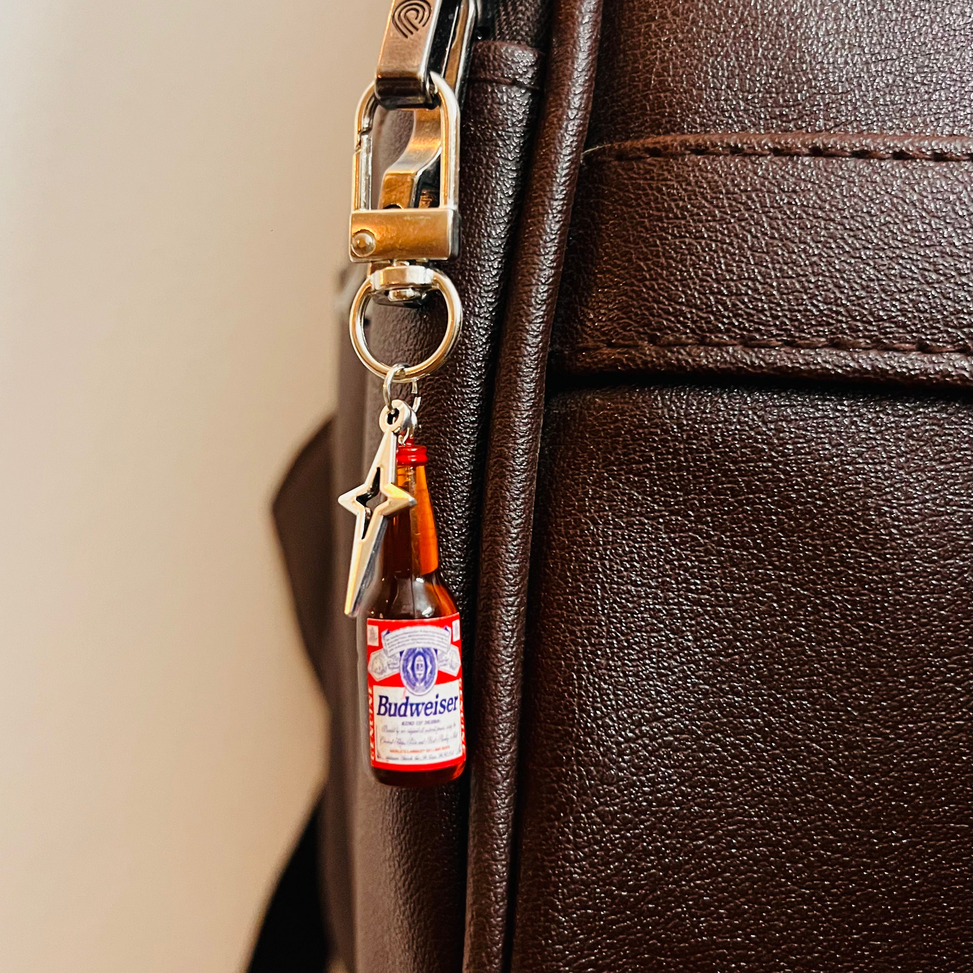 Budweiser Bottle Star Bling D-Hook Bag Charm (additional view)