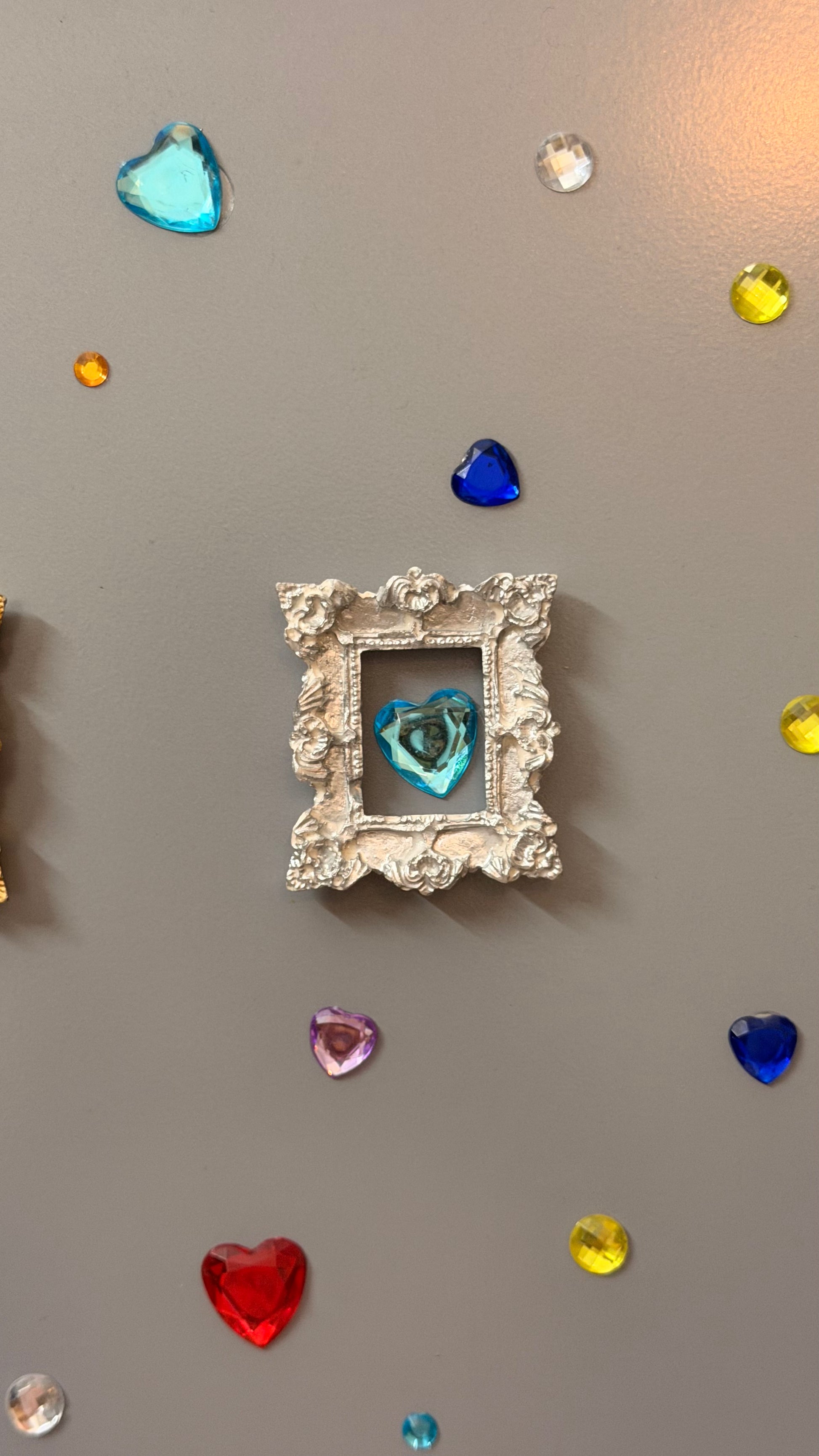 The Relic Magnetic Frame, silver concrete miniature rococo frame with an antique finish
